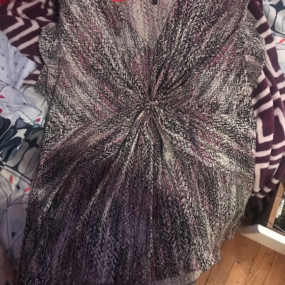 Womens shirt - Picture 2 of 3